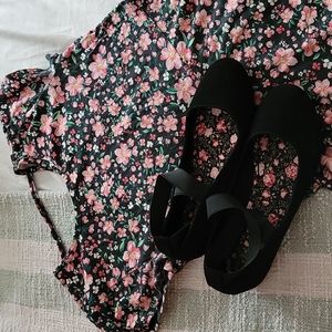 Lot of girls dresses 9/10